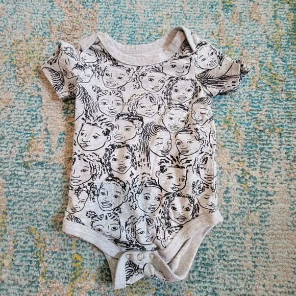 Well Worn Girls Gray Short Sleeve Bodysuit 6-9 Months - Picture 1 of 7